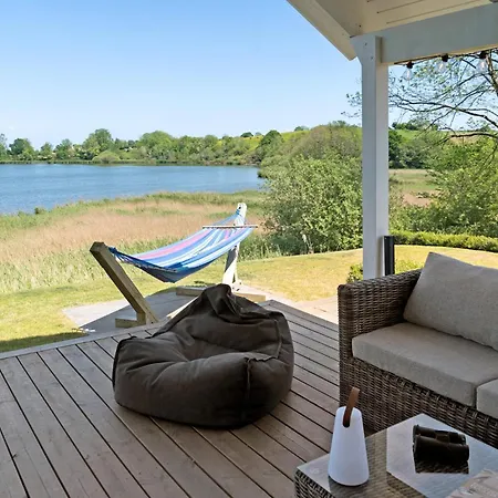 Nyaraló A Stunning In With 3 Bedrooms And Wifi *